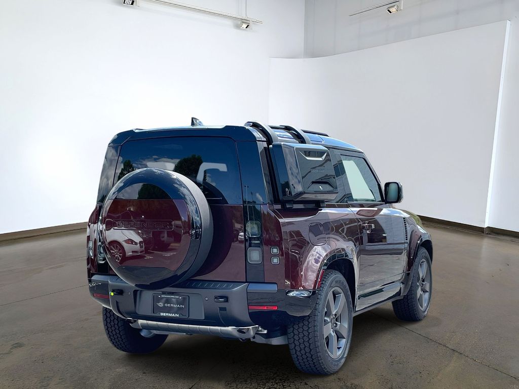 New 2026 Red Land Rover X-Dynamic SE image 4