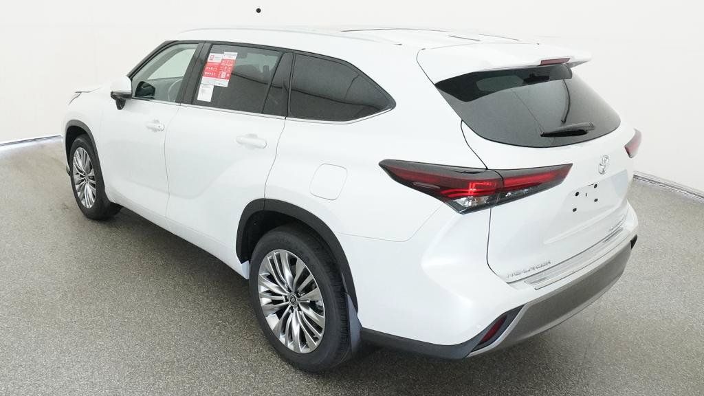 Thumbnail: 2026 Toyota Highlander - 29