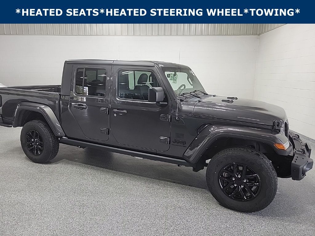  2023 Jeep Gladiator Sport Crew Cab 4WD   