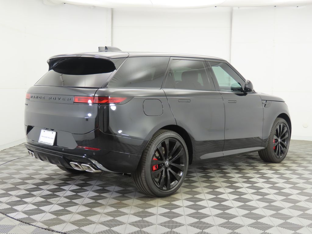 Thumbnail: 2025 Land Rover Range Rover Sport - 5