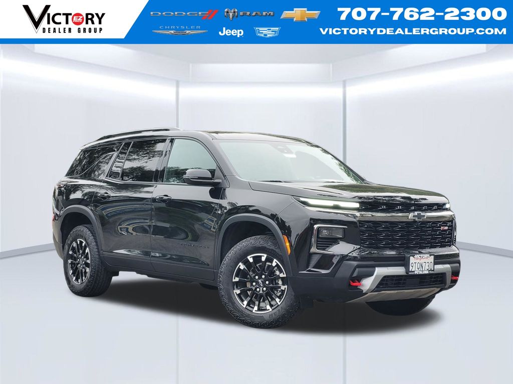 Mosaic Black Metallic 2025 Chevrolet Traverse SUV / Crossover Four-Wheel Drive 8-Speed Automatic