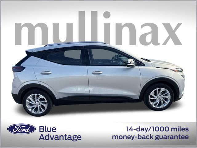 Used 2023 Chevrolet Bolt EUV LT with VIN 1G1FY6S02P4131834 for sale in Lake Park, FL