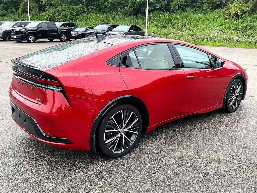 2024 Toyota Prius — photo 6