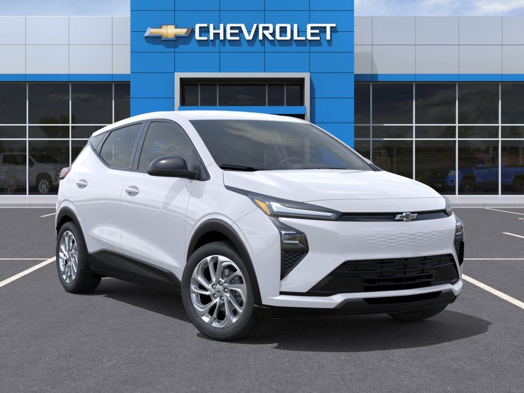 2027 Chevrolet Bolt EV — photo 7