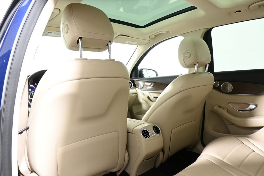 Thumbnail: 2021 Mercedes-Benz GLC - 31