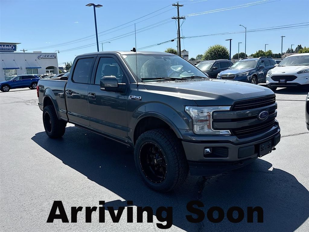 Gray (Magnetic Metallic) 2019 Ford F-150 Lariat SuperCrew LB 4WD Pickup Truck Four-Wheel Drive Automatic