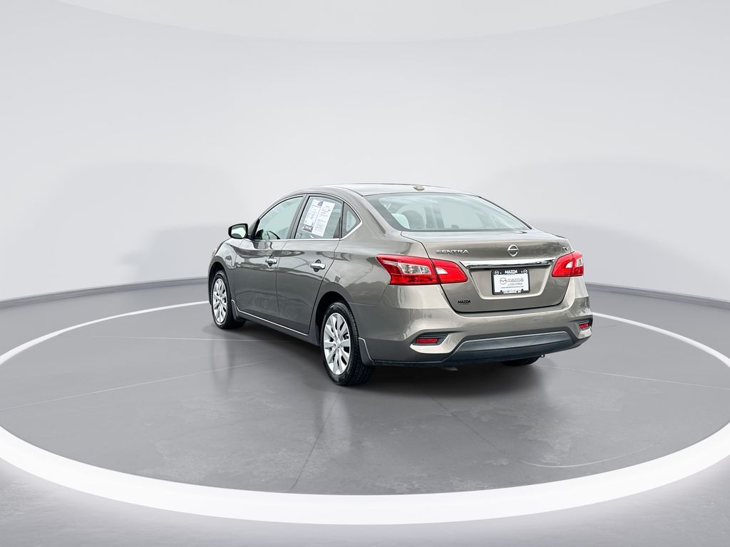 2017 Nissan Sentra SV - 5