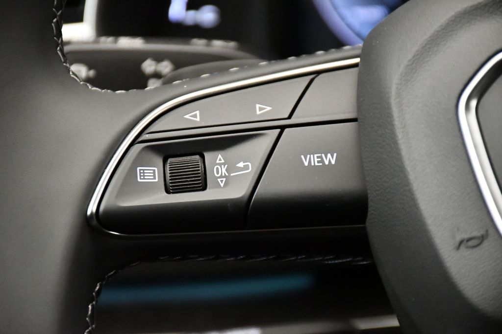 Thumbnail: 2026 Audi Q7 - 23