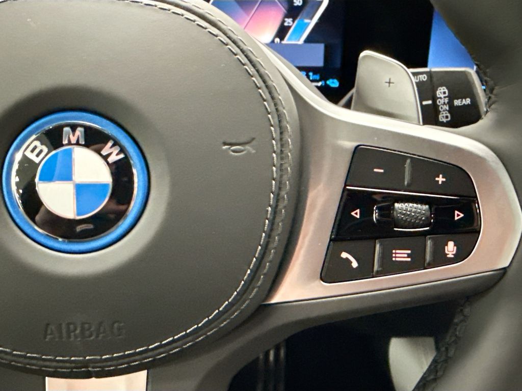 Thumbnail: 2026 BMW X5 - 12