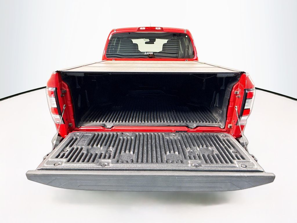 Thumbnail: 2022 Nissan Frontier - 28