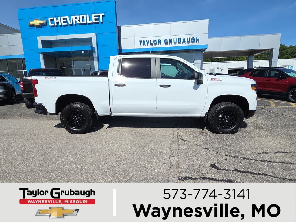 Summit White 2026 Chevrolet Silverado 1500 Pickup Truck Four-Wheel Drive Automatic