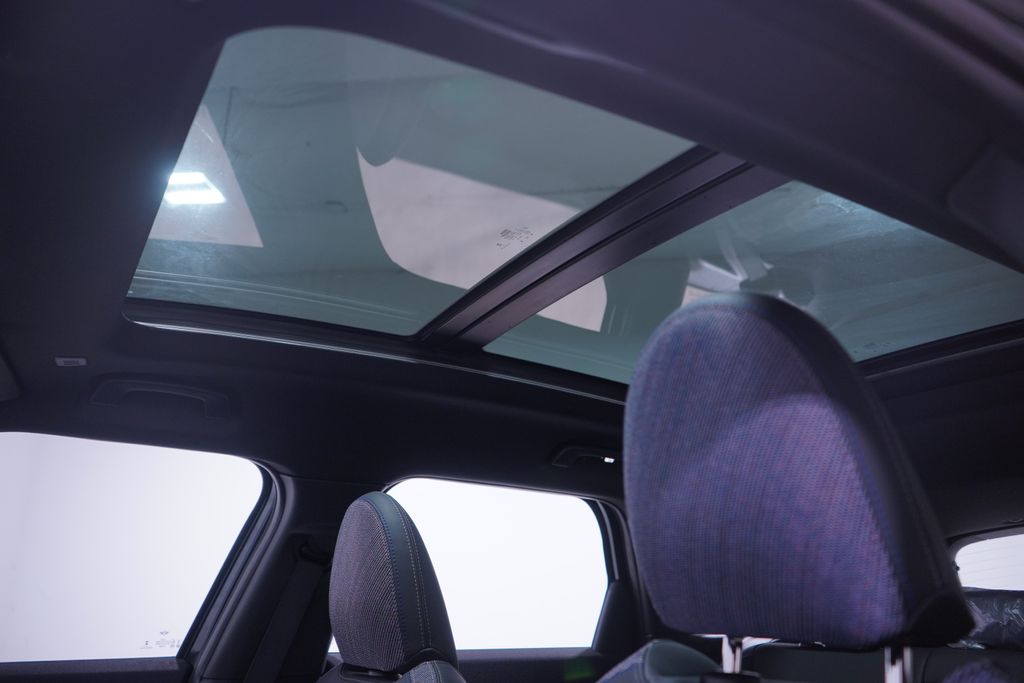 Thumbnail: 2026 MINI Cooper Countryman - 8