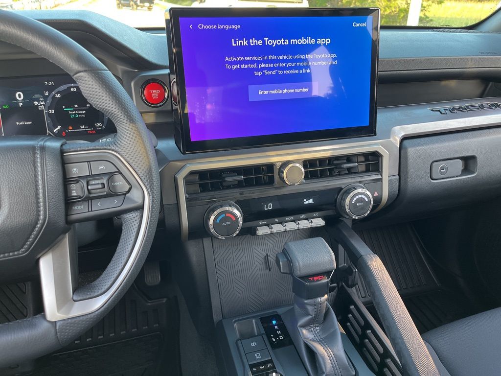 2024 Toyota Tacoma TRD Off-Road 18