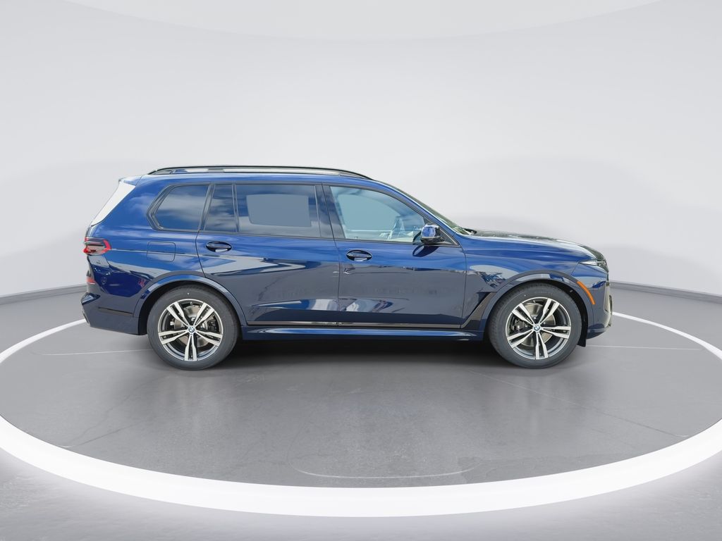 Thumbnail: 2027 BMW X7 - 9