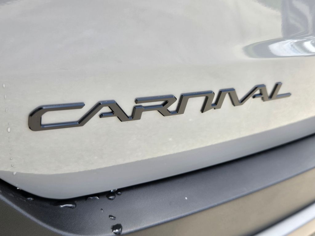 2027 Kia Carnival - $55,165