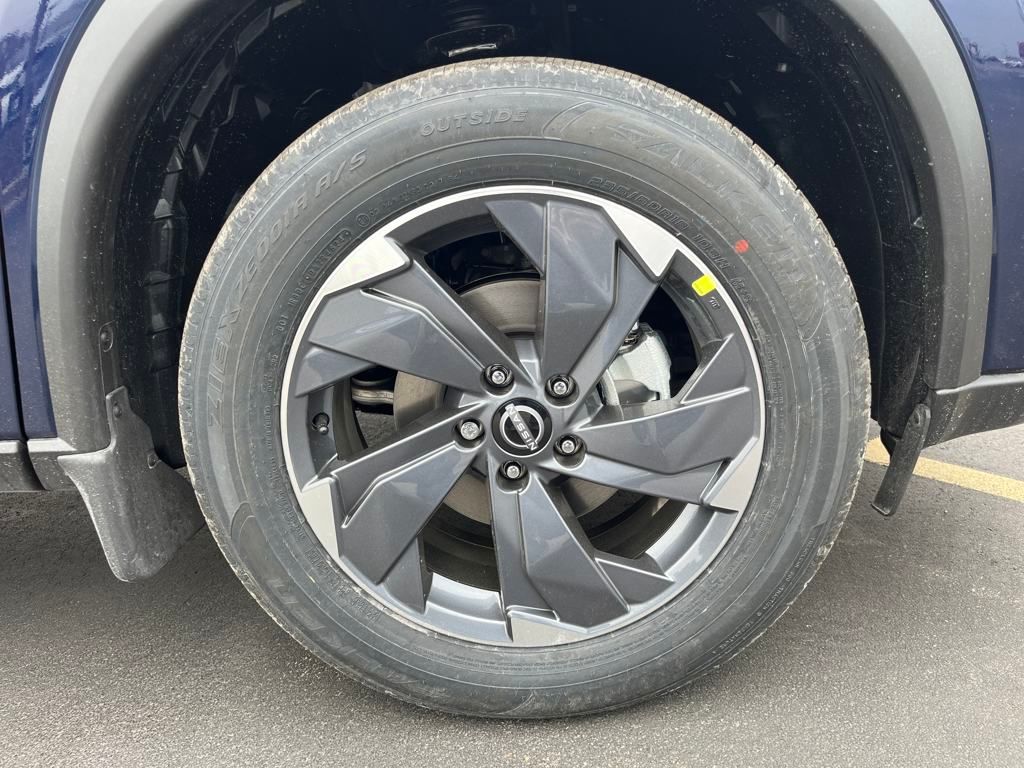 2025 Nissan Rogue SV photo