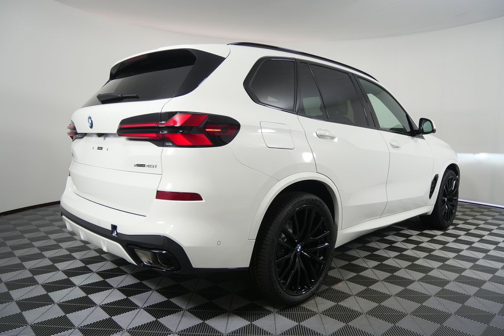 Thumbnail: 2026 BMW X5 - 3