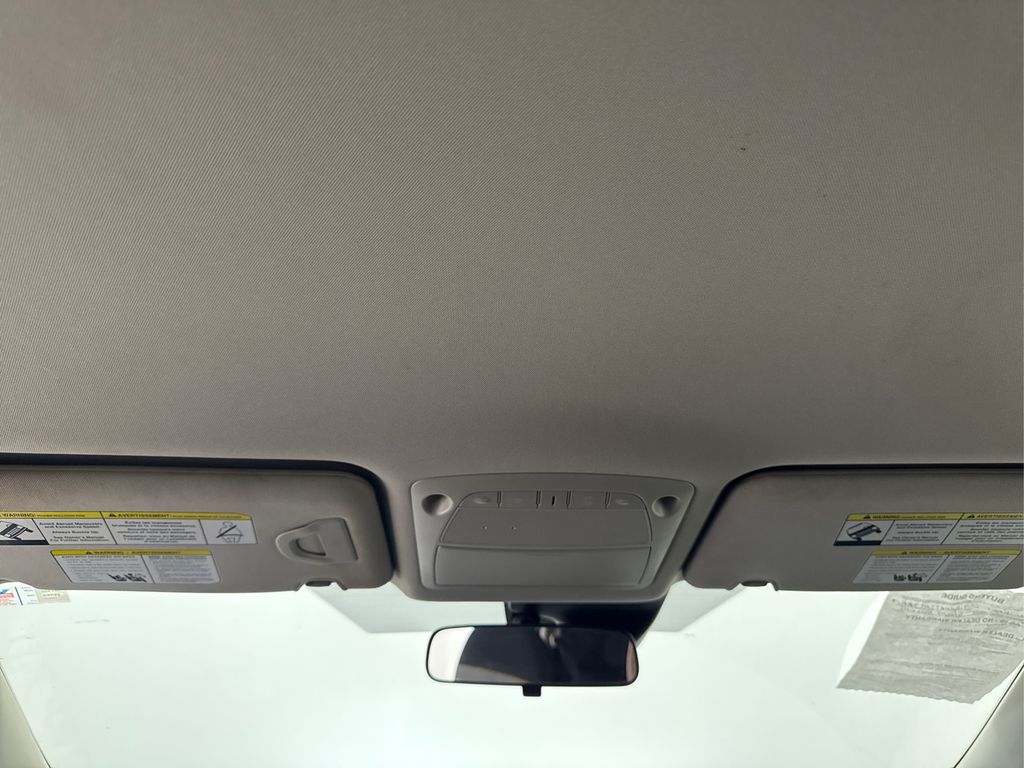 2019 Nissan Rogue SV - Photo 30