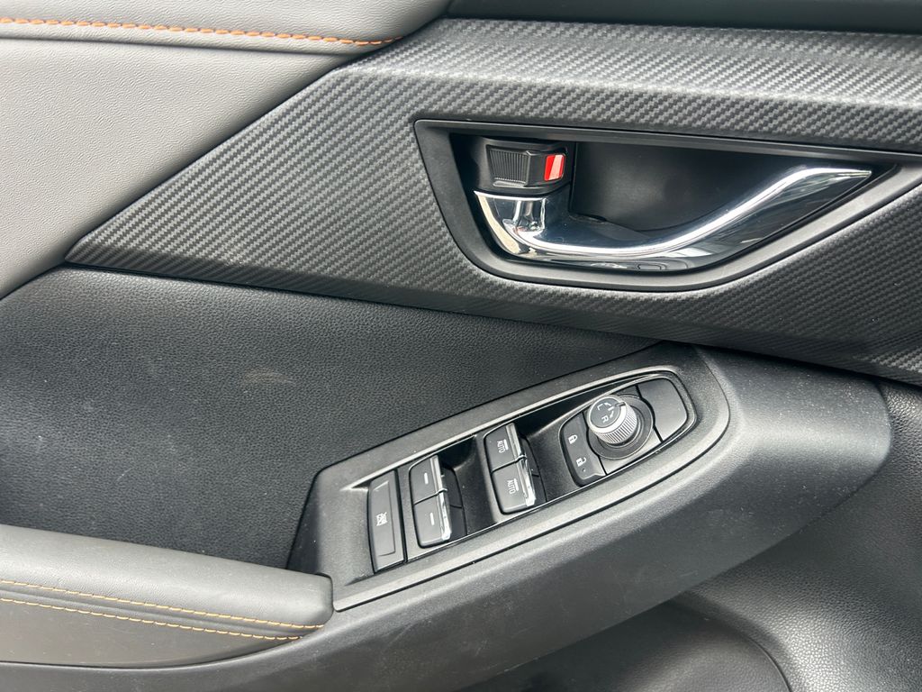 2024 Subaru Crosstrek Limited photo 3