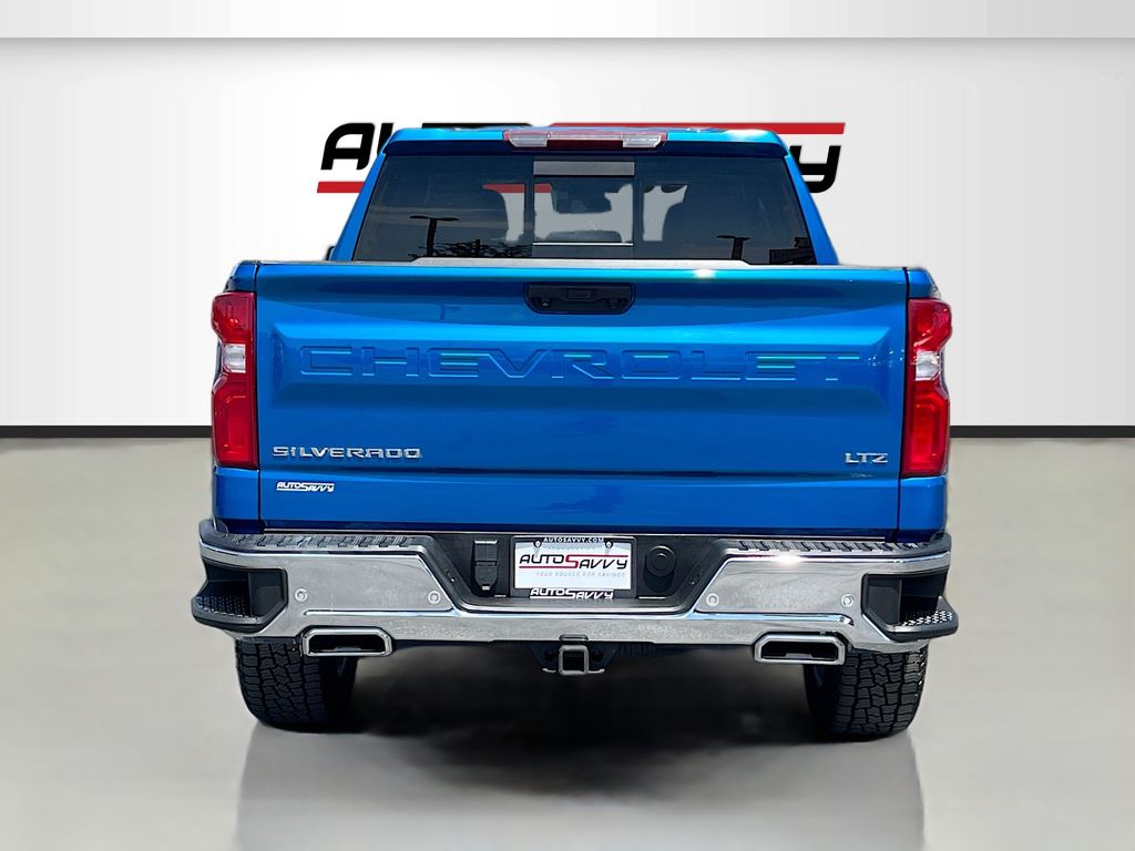 Used 2022 Blue Chevrolet LTZ image 6