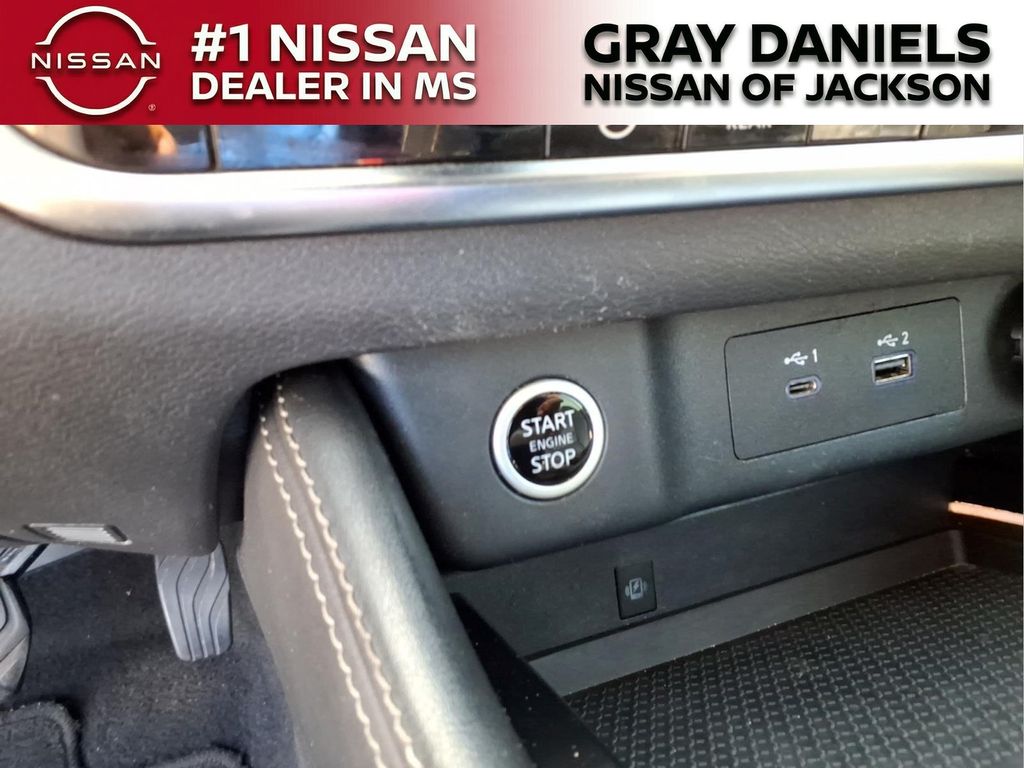 Used 2023 Nissan Rogue SUV