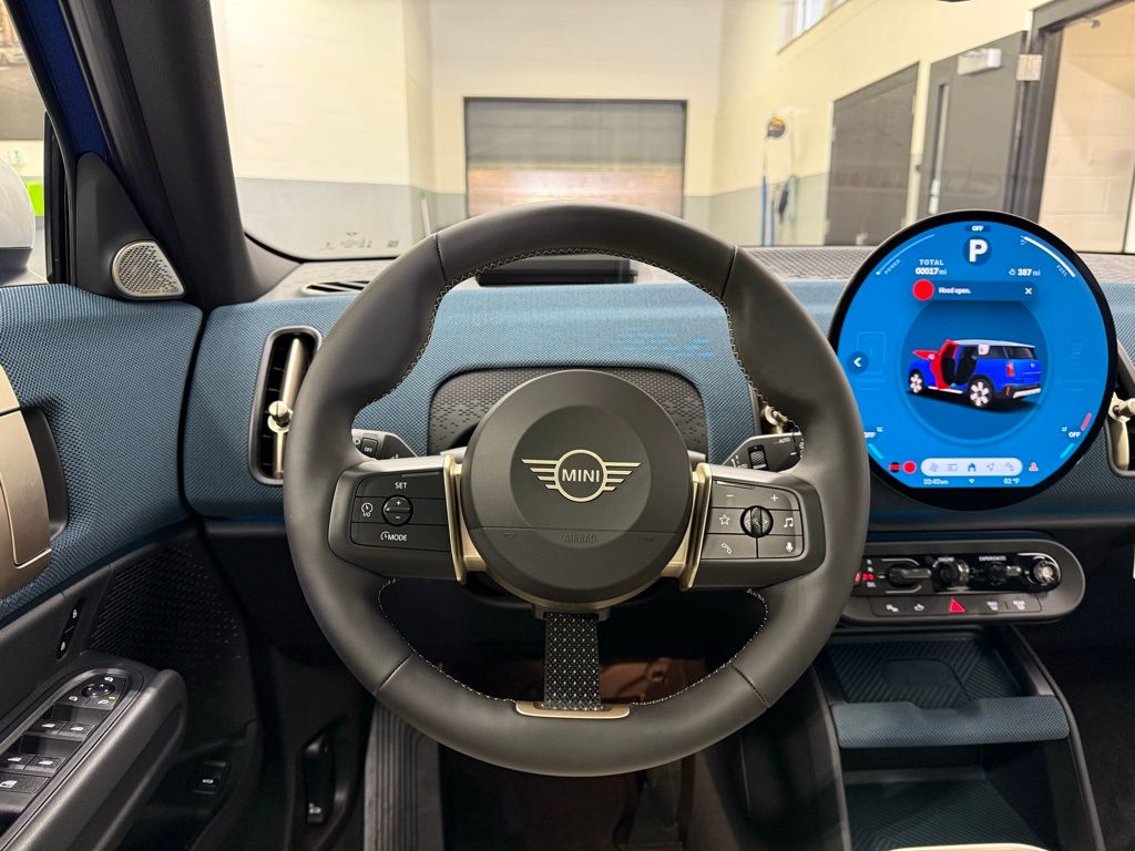 Thumbnail: 2025 MINI Cooper Countryman - 23