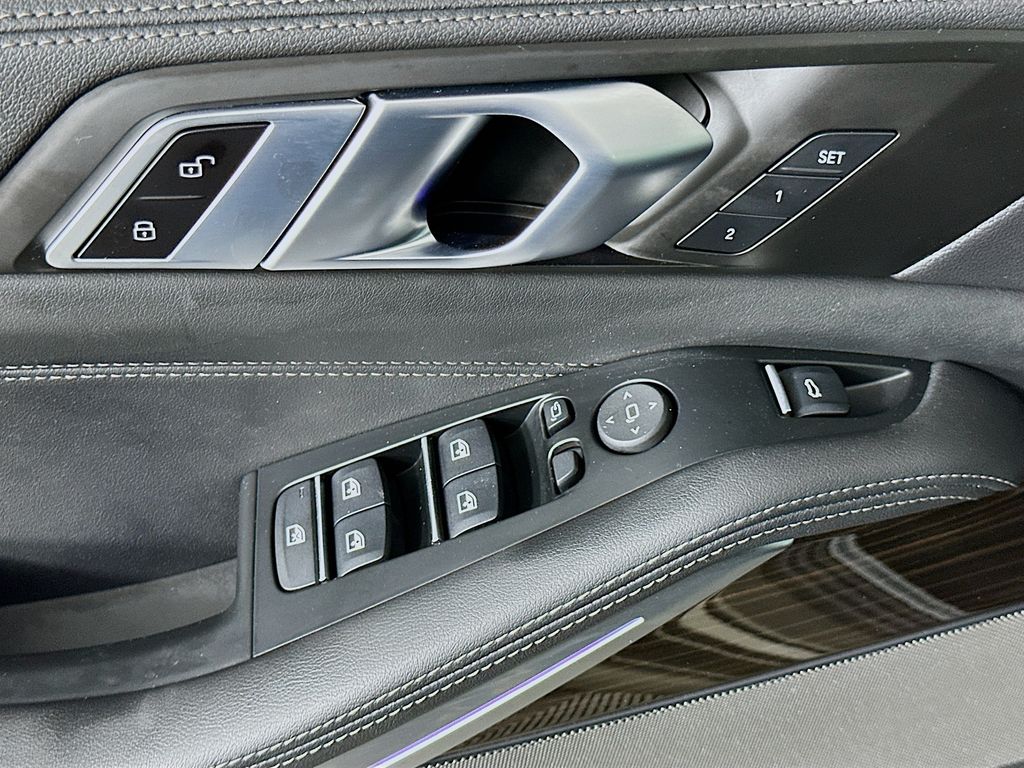 Thumbnail: 2023 BMW X5 - 18
