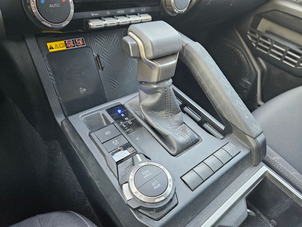 2024 Toyota Tacoma SR5 26