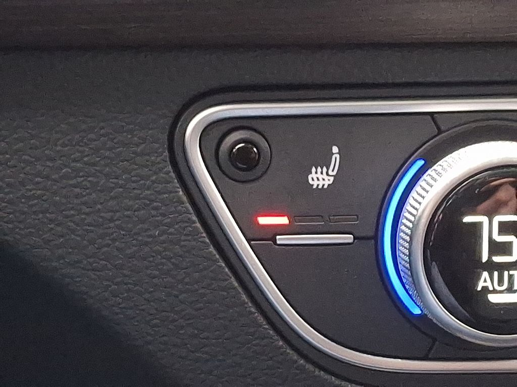 Thumbnail: 2023 Audi Q5 - 23