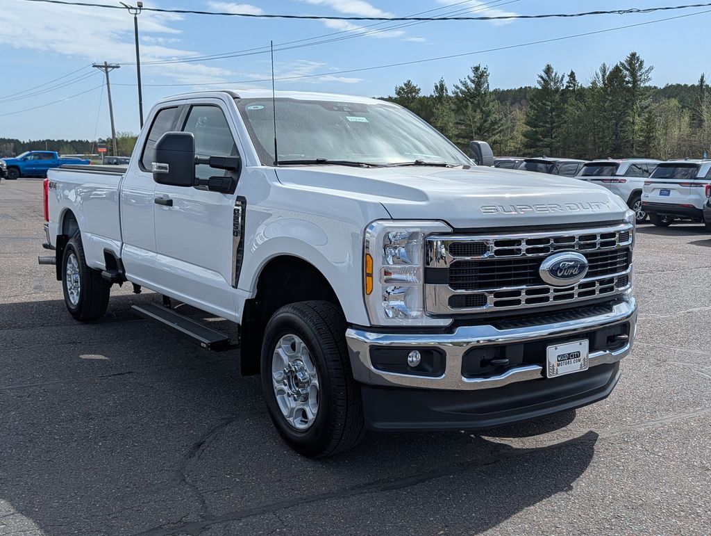 Used 2025 Ford F-250SD Truck