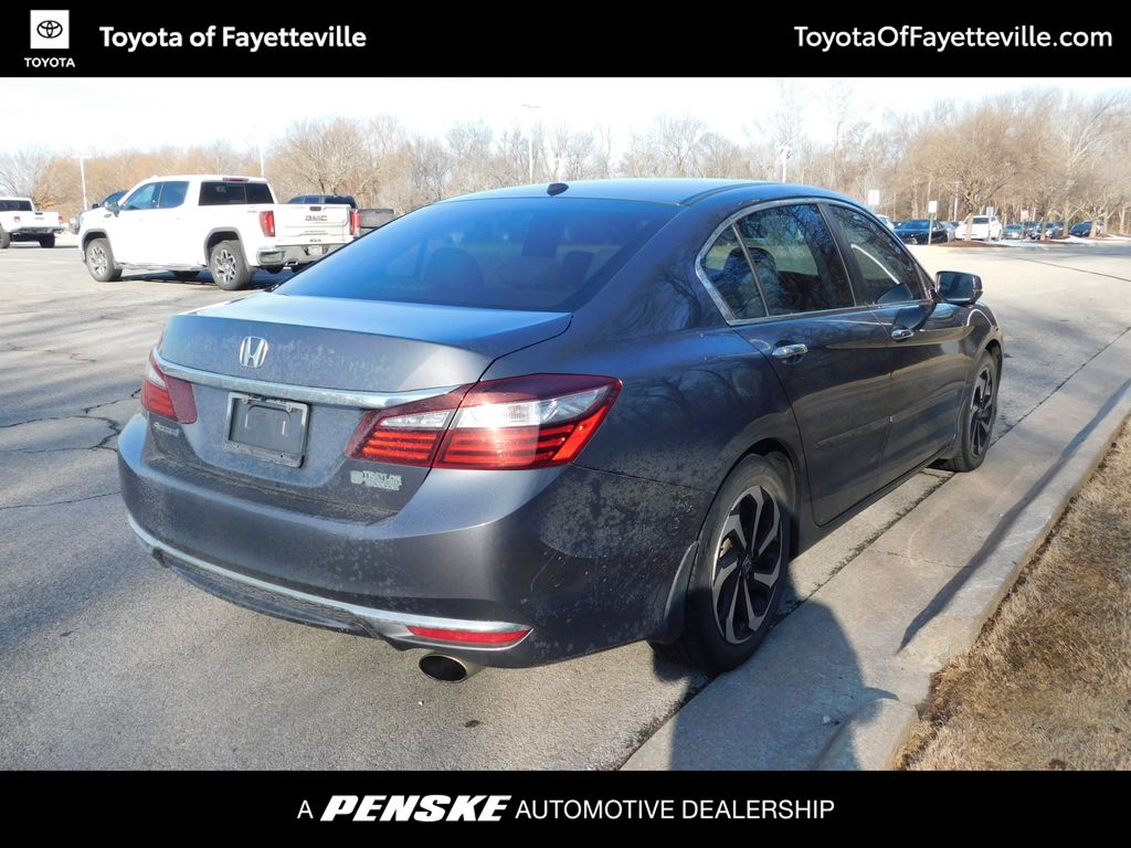 Thumbnail: 2017 Honda Accord - 11