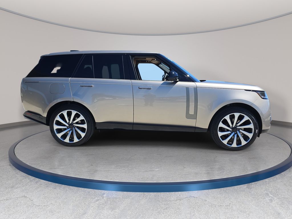 New 2026 Gold Land Rover SE image 4
