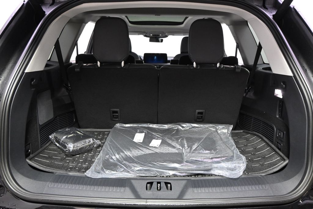 New 2026 Black Lincoln Reserve image 20