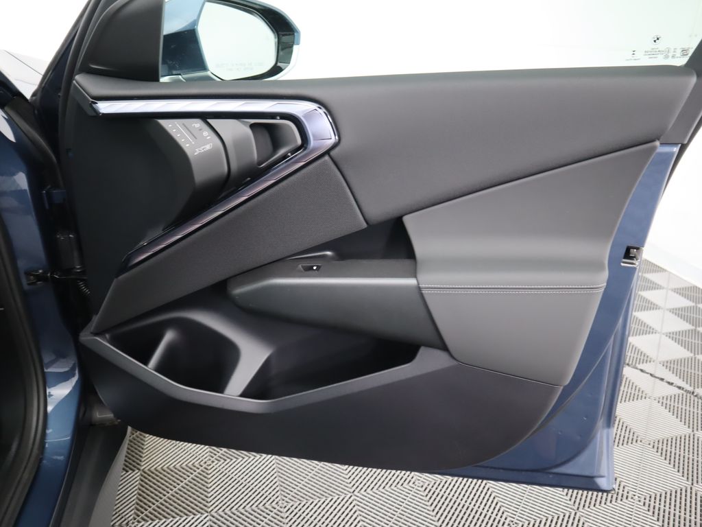 Thumbnail: 2025 BMW X3 - 27