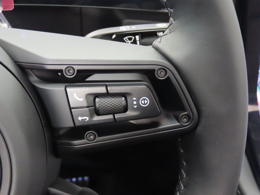 Thumbnail: 2026 Porsche Cayenne - 22