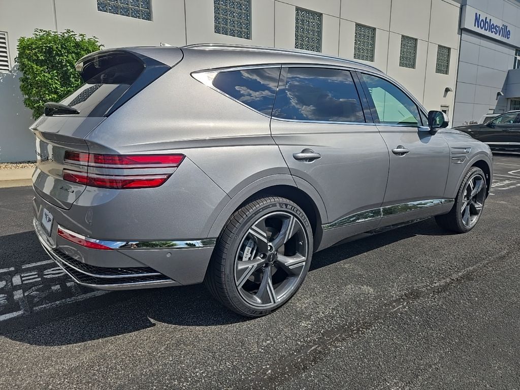 Thumbnail: 2026 Genesis GV80 - 8
