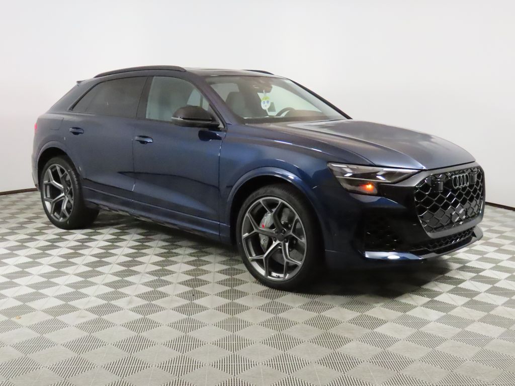 Thumbnail: 2026 Audi RS Q8 - 7