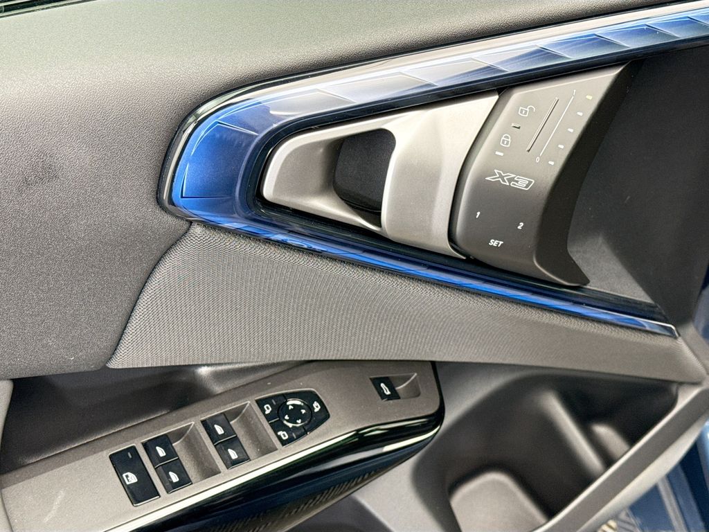 Thumbnail: 2026 BMW X3 - 22