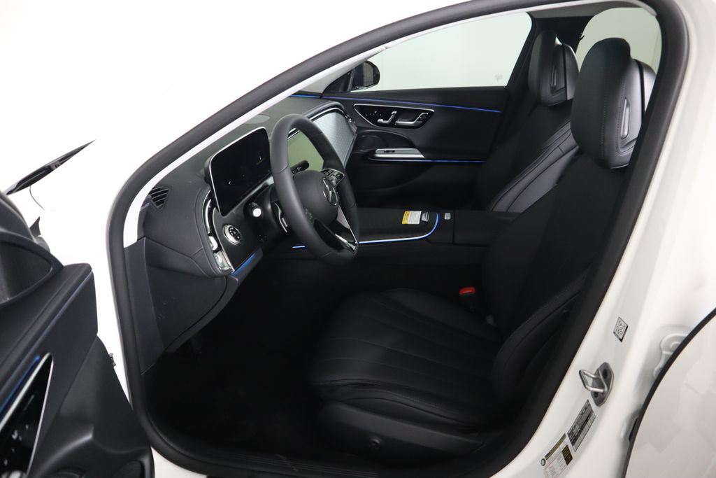 Thumbnail: 2025 Mercedes-Benz E-Class - 20