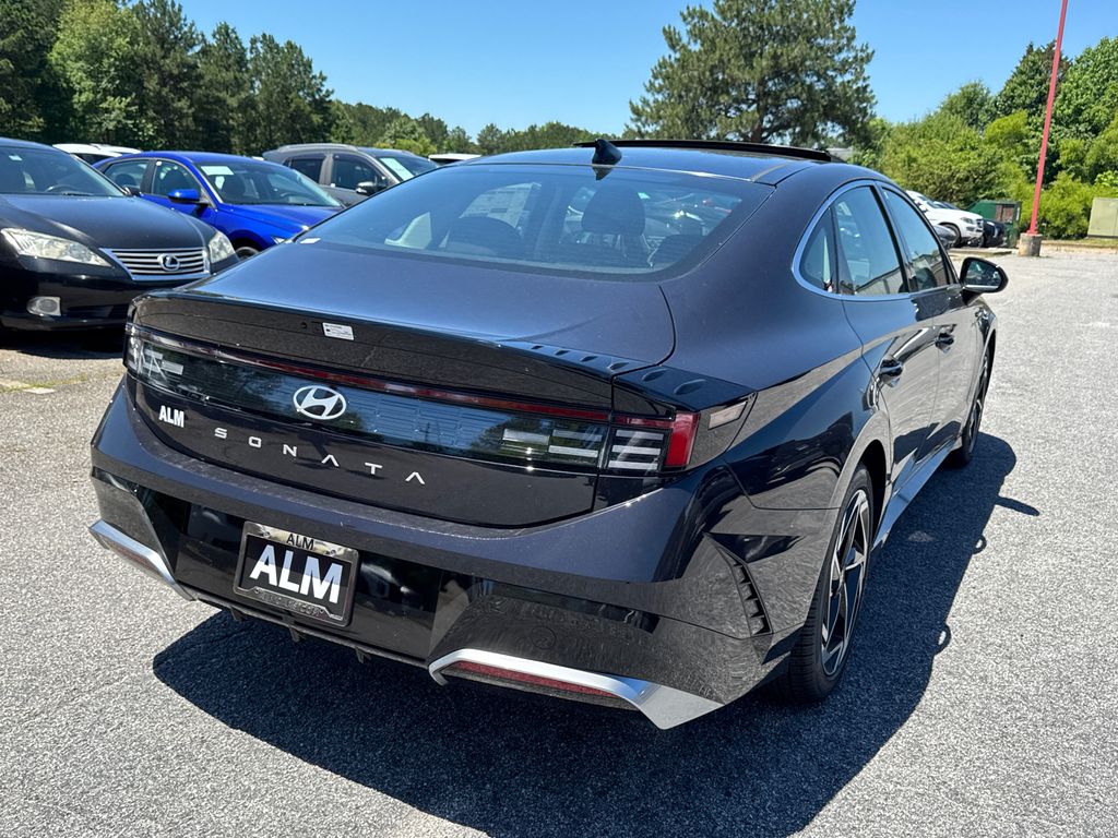 2025 Hyundai Sonata SEL Convenience photo 4