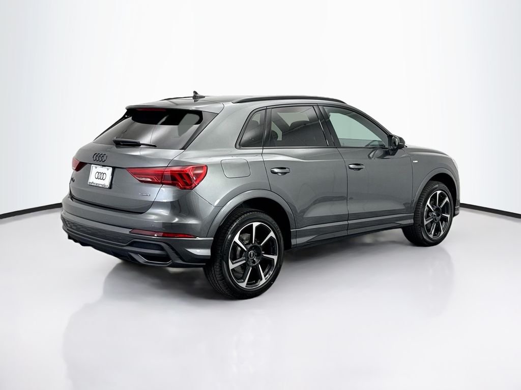 Thumbnail: 2025 Audi Q3 - 5