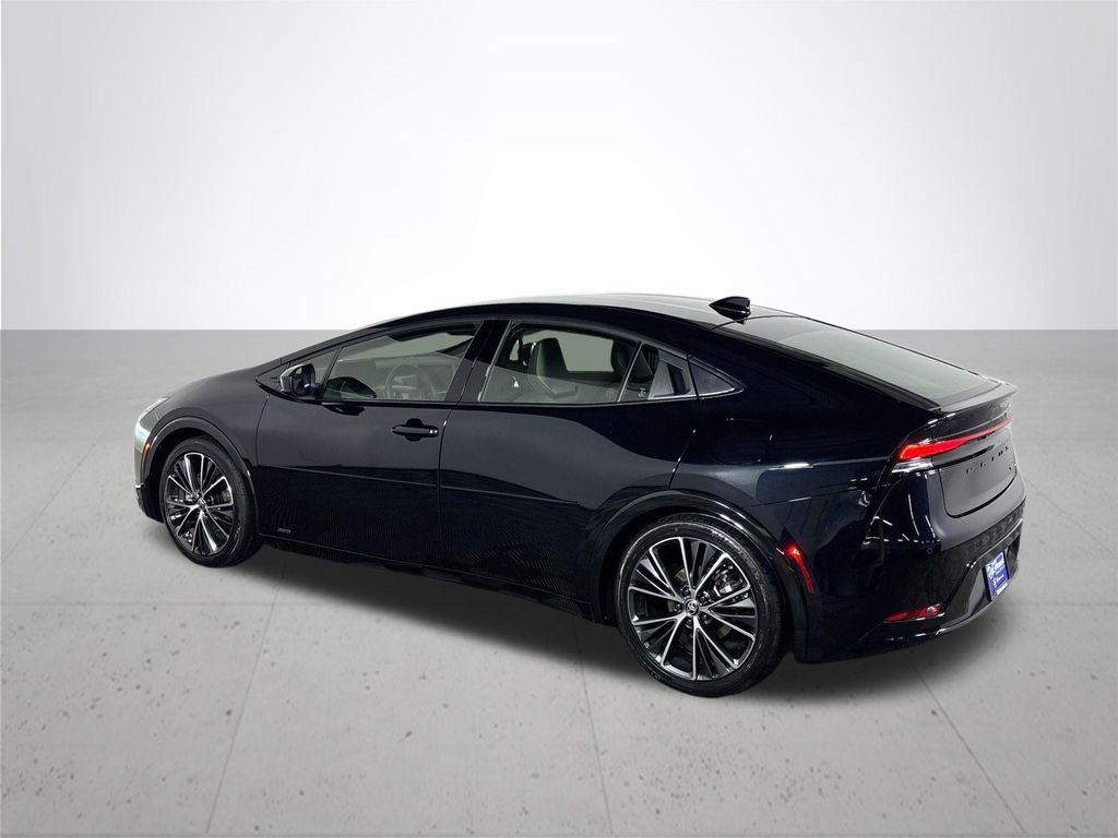 2024 Toyota Prius XLE