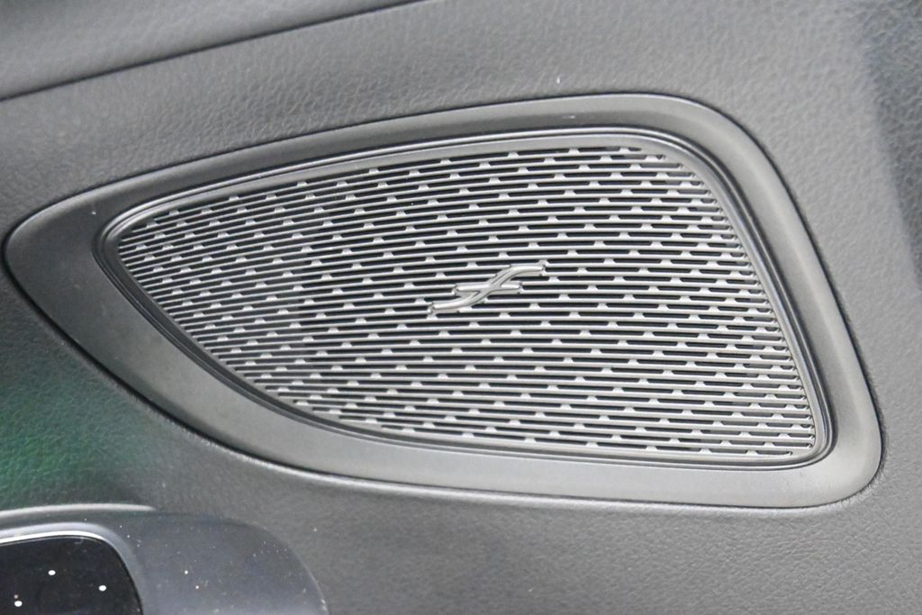 Thumbnail: 2022 Mercedes-Benz C-Class - 27