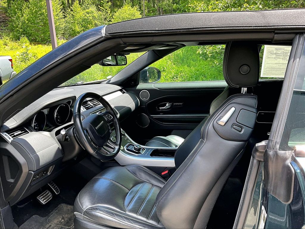 2017 Land Rover Range Rover Evoque — photo 7