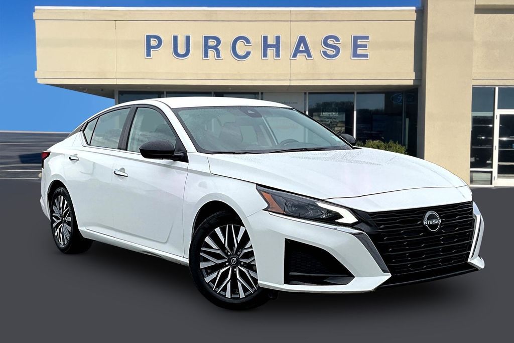 2025 Nissan Altima 2.5 SV FWD