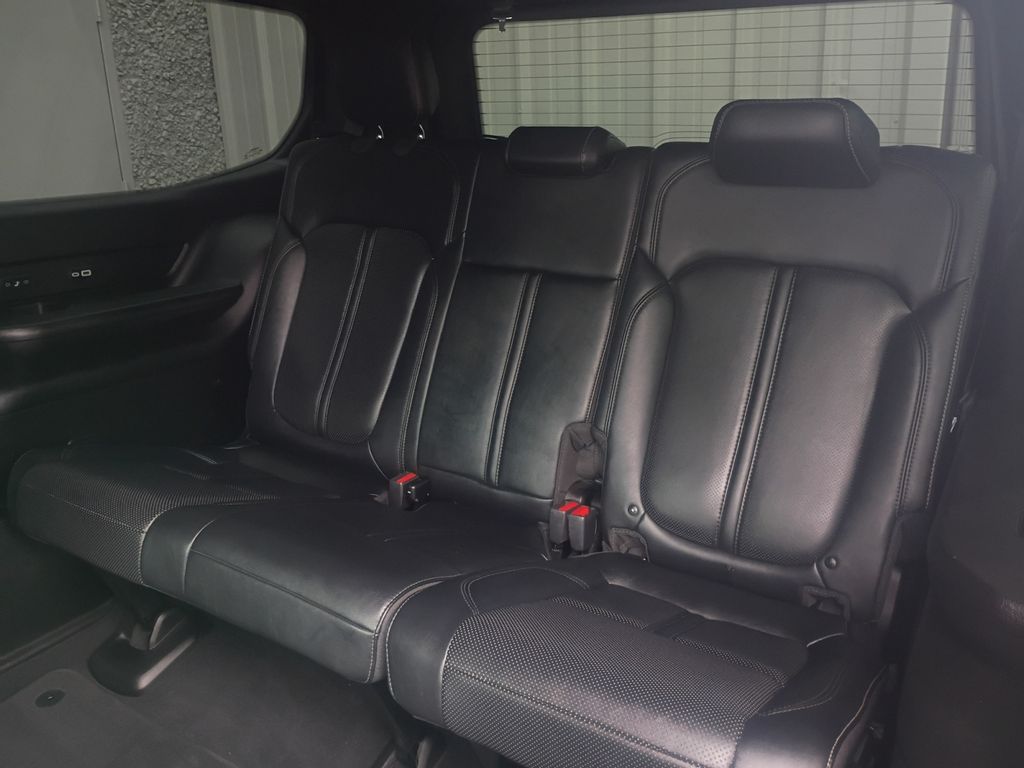 Used Car 2022 Jeep Wagoneer  Series Iii For Sale Under $50,000 In Austin, Texas