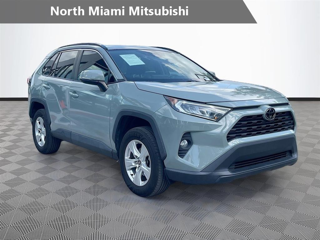 2021 Toyota RAV4 XLE