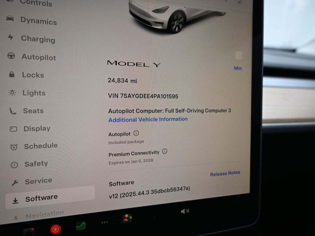 2023 Tesla Model Y Long Range Dual Motor All-Wheel Drive