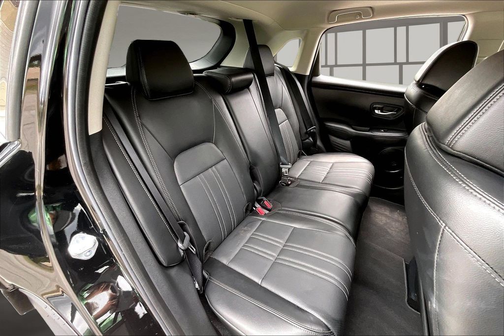 2025 Honda HR-V EX-L - Photo 23