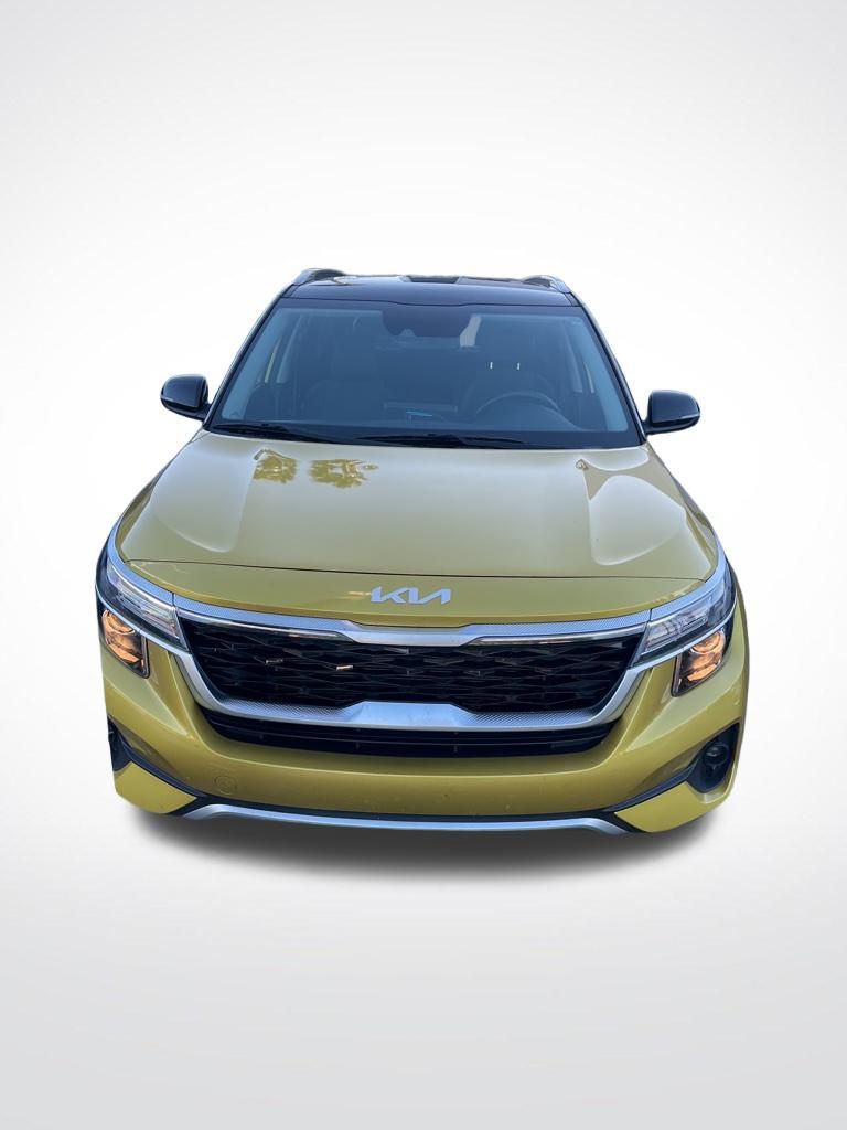 2022 Kia Seltos S 2